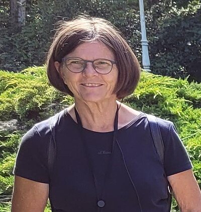 Elisabeth Schmidhuber Elisabeth Schmidhuber